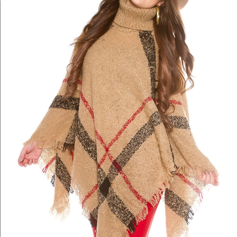 SALE😍 GORGEOUS 🌹FRINGED TURTLENECK PONCHO